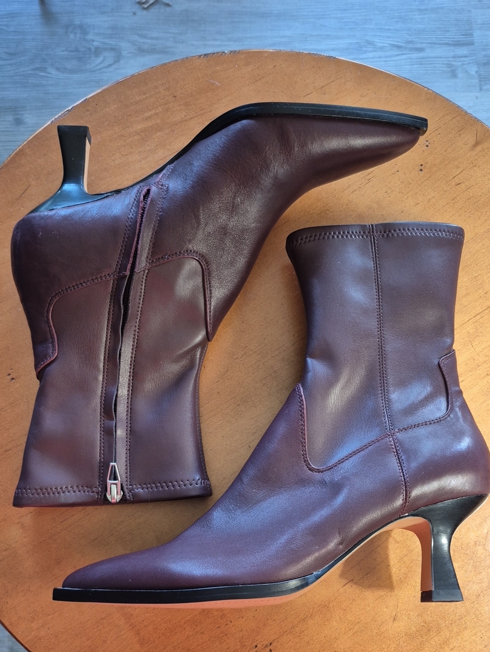 Dolce Vita Arya Women's Pointed-Toe Kitten Heel Ankle Boots -. NWOT. Size 9